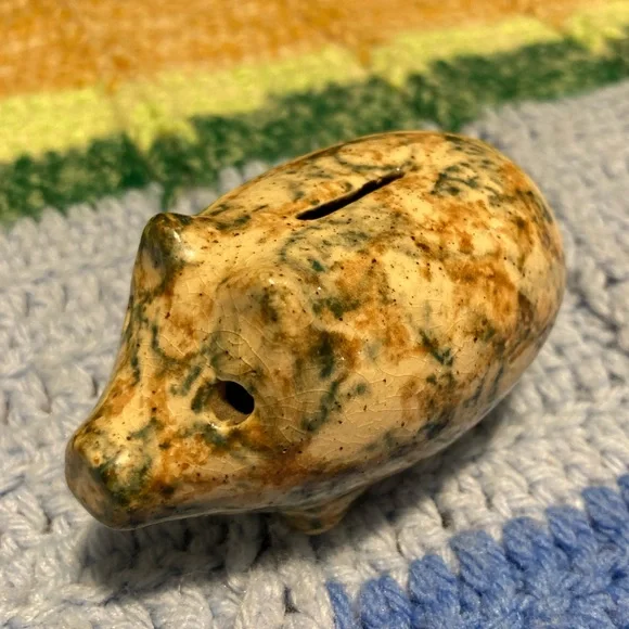 Vintage Piggy Bank Pig Knick Knack Small Pottery Handmade Crafty - Picture 1 of 16